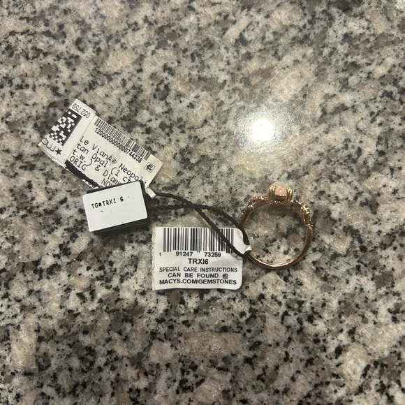 LE VIAN “Neopolitan Opal & Diamond Twist Ring in 14k Rose Gold” Size 7 - Picture 8 of 10